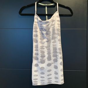 Lululemon tank top